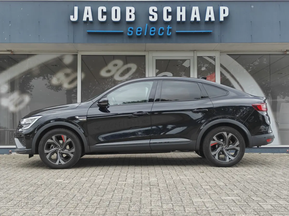 1.6 E-Tech Hybrid 145 R.S. Line / Trekhaak / Carplay / Keyless / Bose / Camera / Verw. V. stoelen & stuur / Leder / LED /