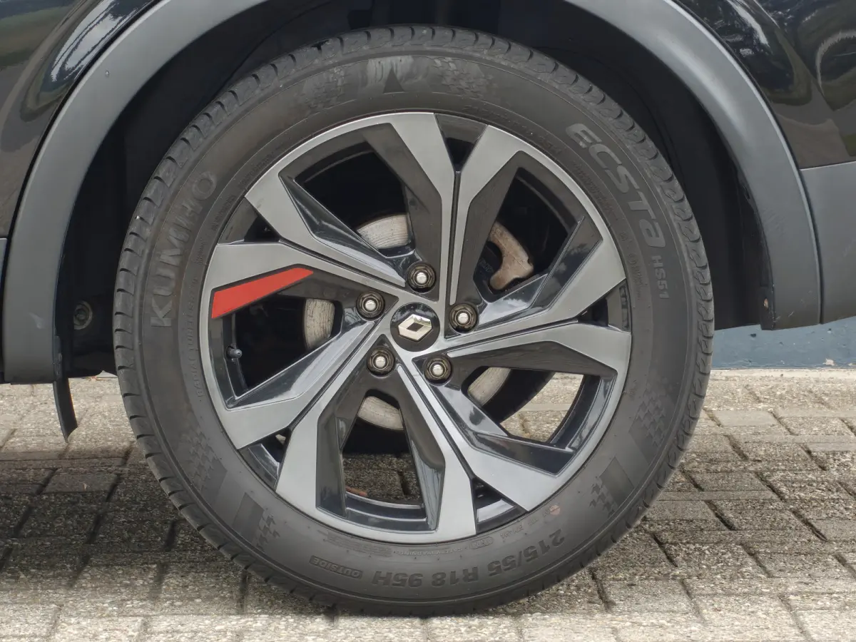 1.6 E-Tech Hybrid 145 R.S. Line / Trekhaak / Carplay / Keyless / Bose / Camera / Verw. V. stoelen & stuur / Leder / LED /