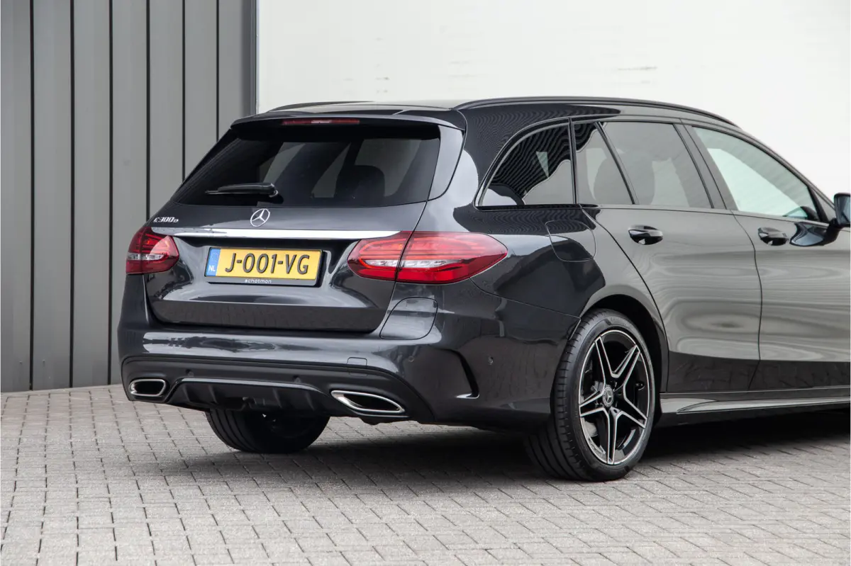 300 e AMG Nightpakket, Digital Cockpit, Trekhaak, Facelift