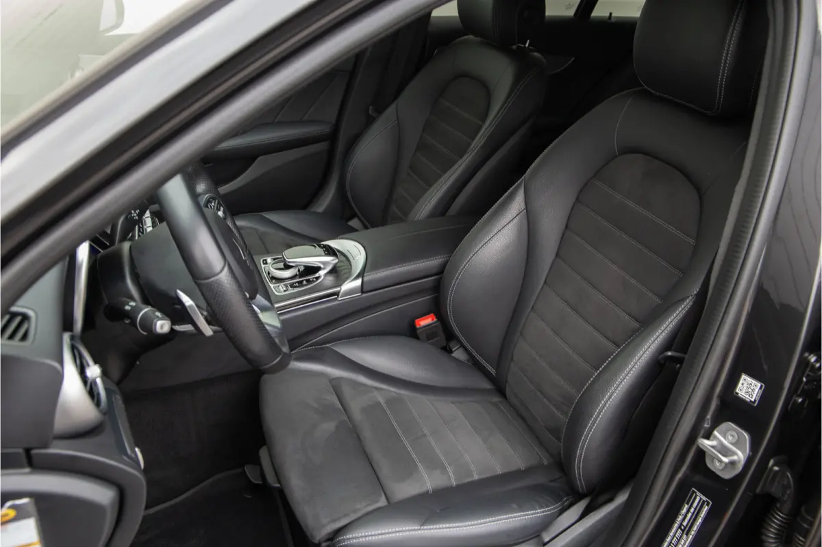 300 e AMG Nightpakket, Digital Cockpit, Trekhaak, Facelift