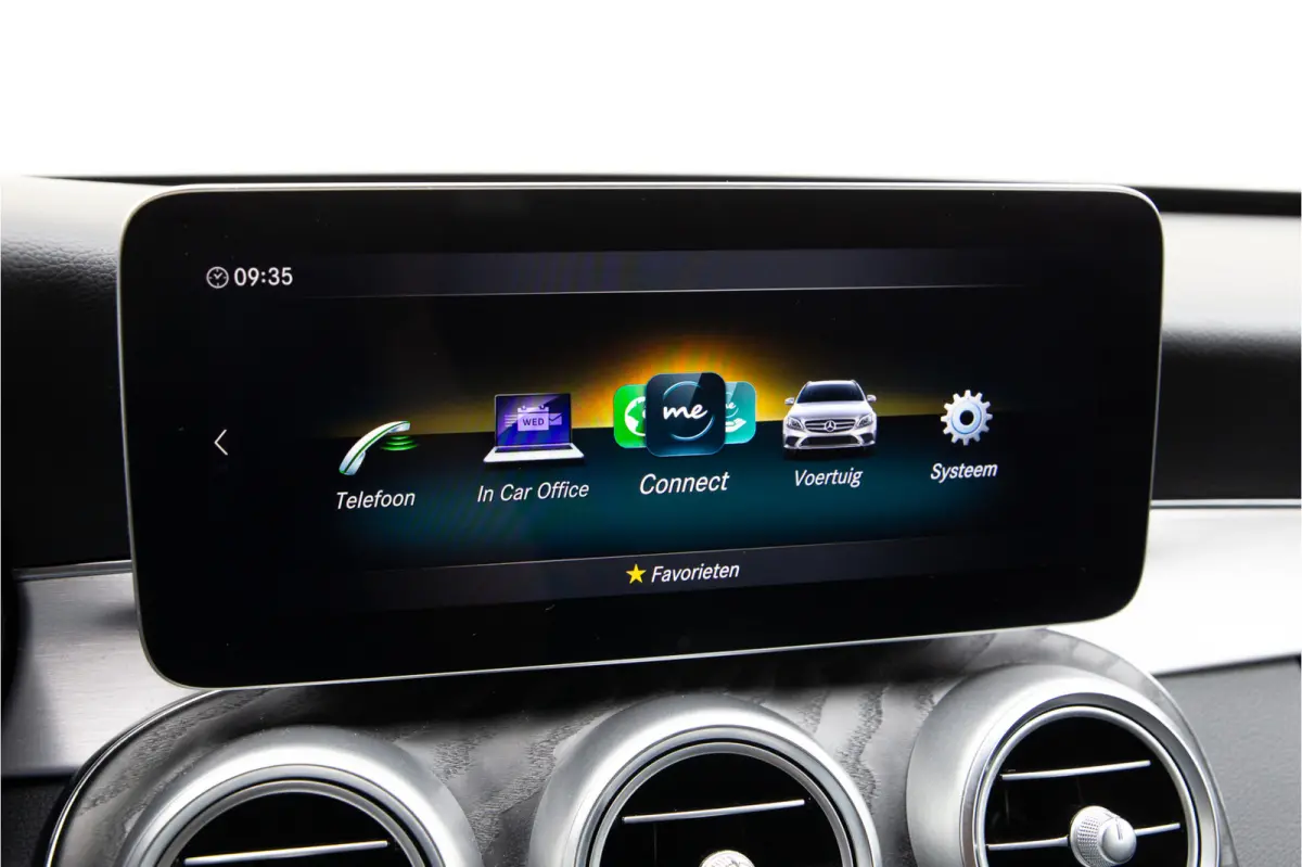 300 e AMG Nightpakket, Digital Cockpit, Trekhaak, Facelift