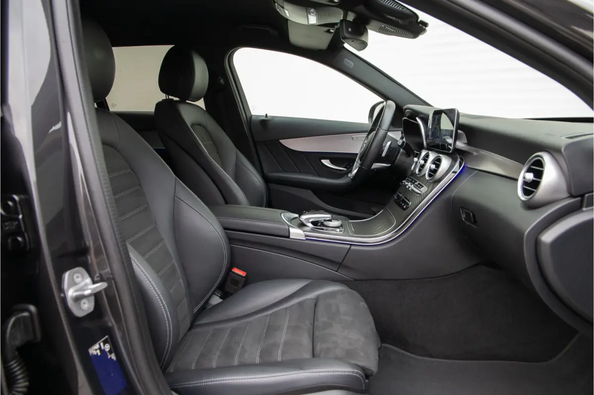 300 e AMG Nightpakket, Digital Cockpit, Trekhaak, Facelift