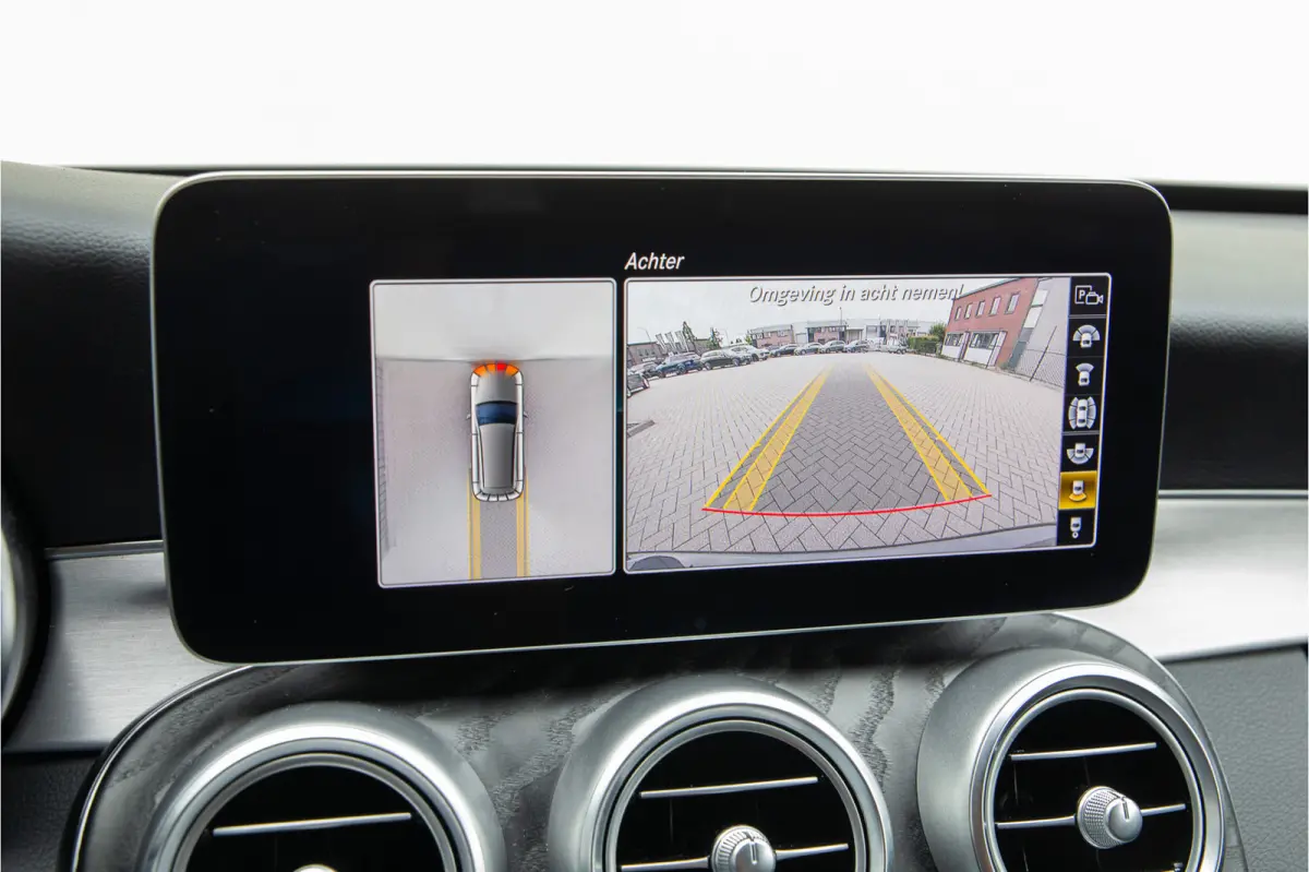 300 e AMG Nightpakket, Digital Cockpit, Trekhaak, Facelift