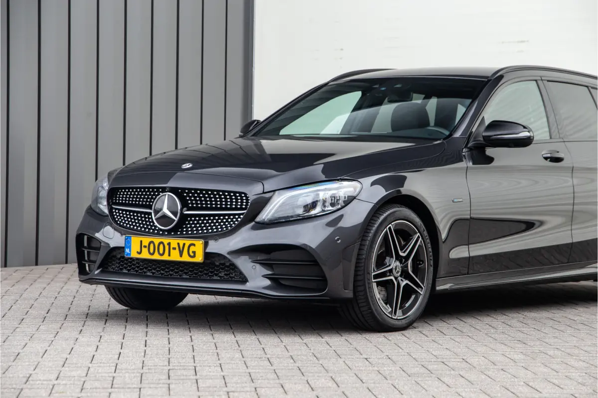 300 e AMG Nightpakket, Digital Cockpit, Trekhaak, Facelift