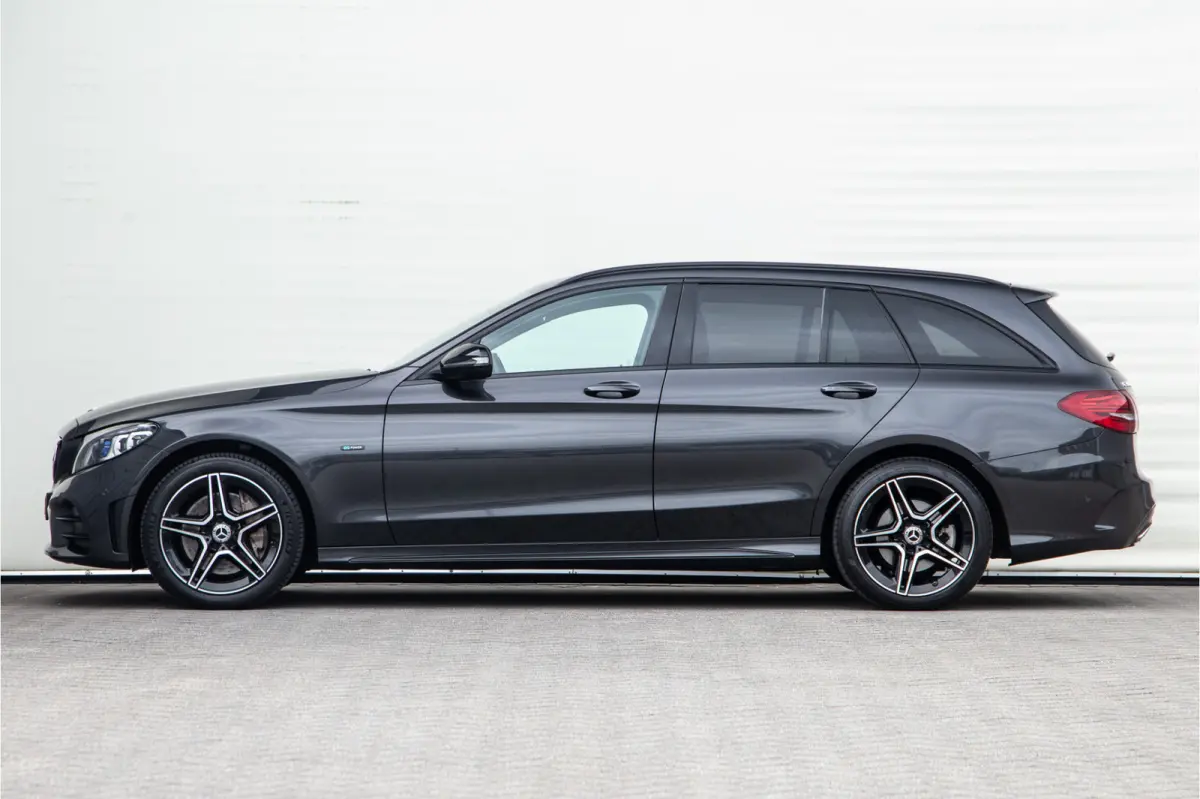 300 e AMG Nightpakket, Digital Cockpit, Trekhaak, Facelift