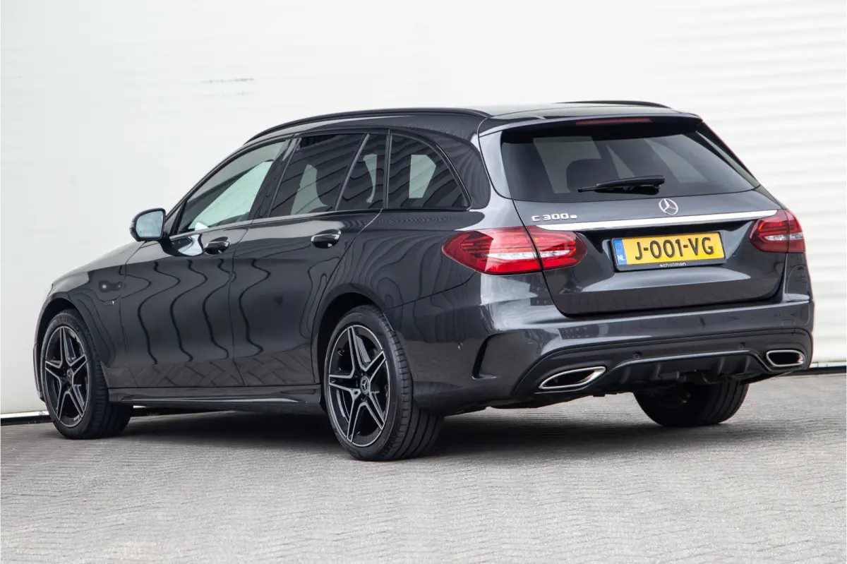 300 e AMG Nightpakket, Digital Cockpit, Trekhaak, Facelift