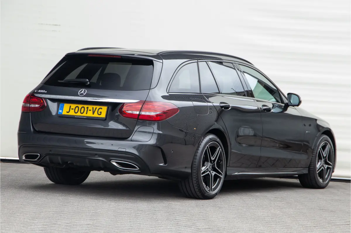 300 e AMG Nightpakket, Digital Cockpit, Trekhaak, Facelift