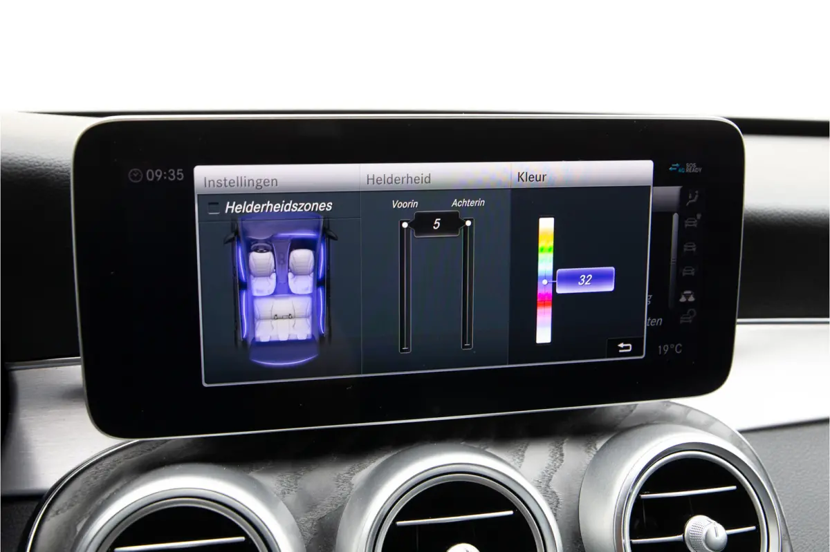300 e AMG Nightpakket, Digital Cockpit, Trekhaak, Facelift