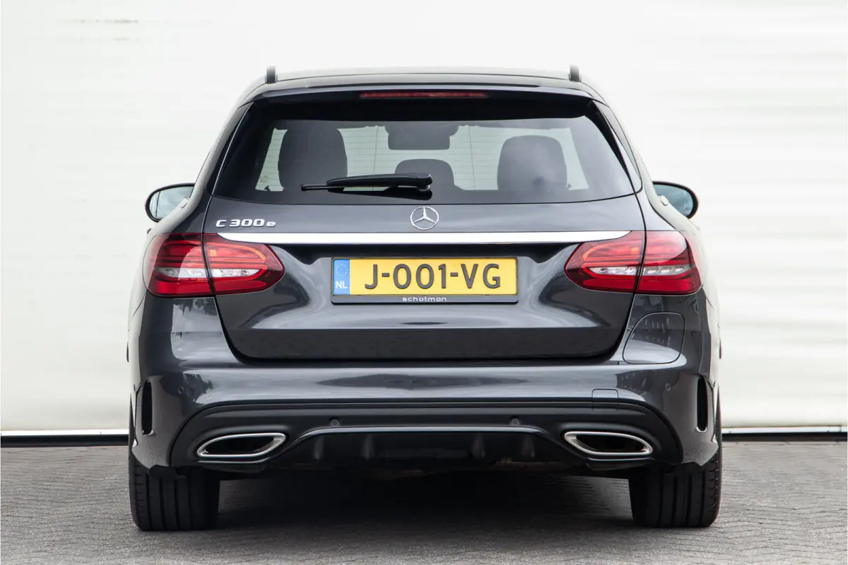 300 e AMG Nightpakket, Digital Cockpit, Trekhaak, Facelift