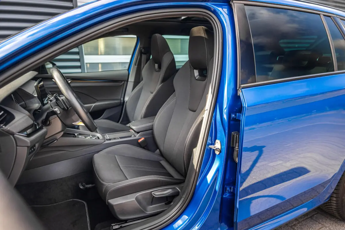 1.4 TSI 204pk iV PHEV Sportline Business | SoH 91% | Panoramadak | Keyless Entry | Cruise Control | Apple CarPlay/ Android Auto | Navigatie | Stoelverwarming