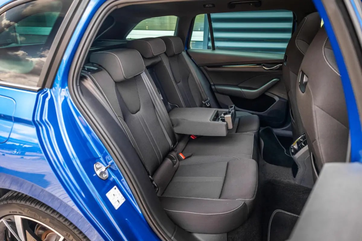 1.4 TSI 204pk iV PHEV Sportline Business | SoH 91% | Panoramadak | Keyless Entry | Cruise Control | Apple CarPlay/ Android Auto | Navigatie | Stoelverwarming