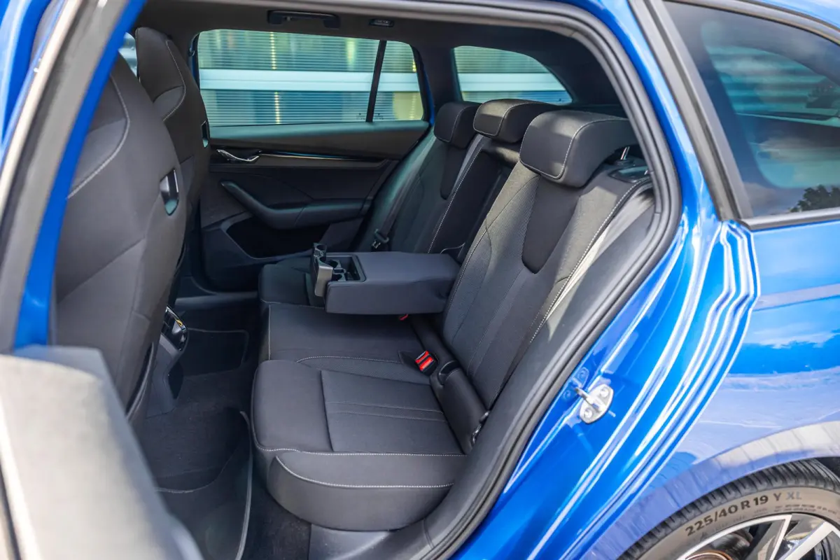 1.4 TSI 204pk iV PHEV Sportline Business | SoH 91% | Panoramadak | Keyless Entry | Cruise Control | Apple CarPlay/ Android Auto | Navigatie | Stoelverwarming