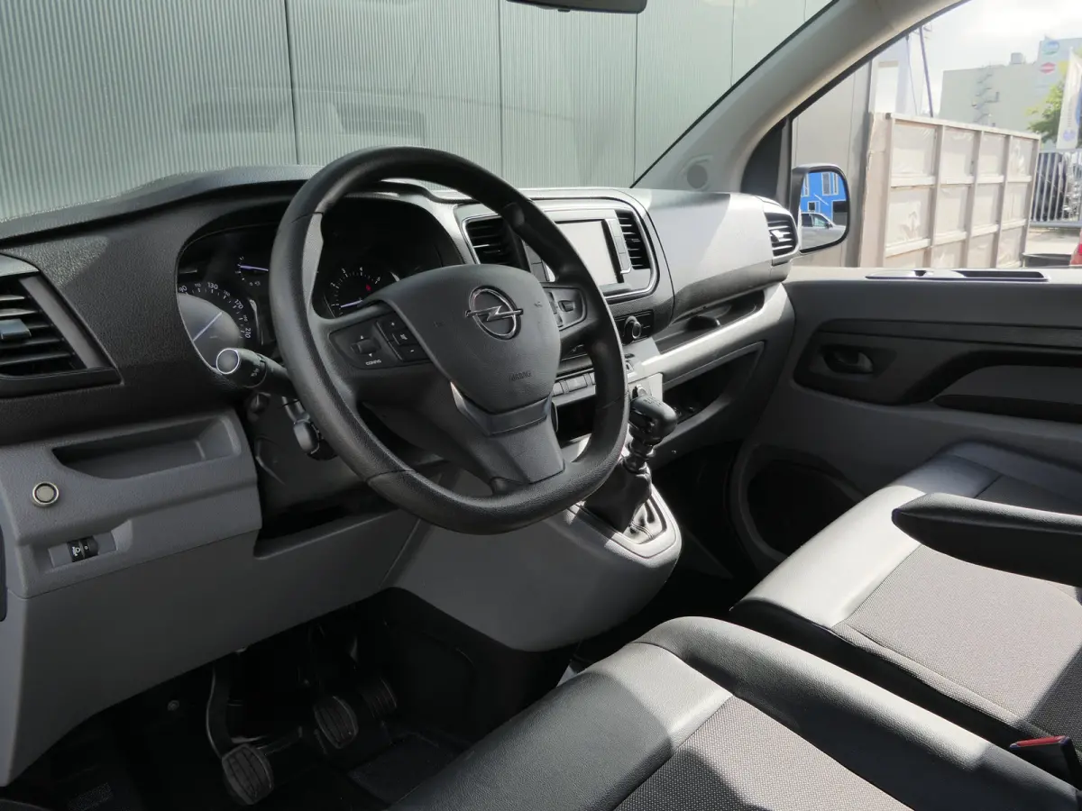 1.5 CDTI L3H1 Edition | Laadruimte Pakket | Navigatie | CarPlay/Android Auto | Camera | Parkeersensoren voor en Achter | Schuifdeur