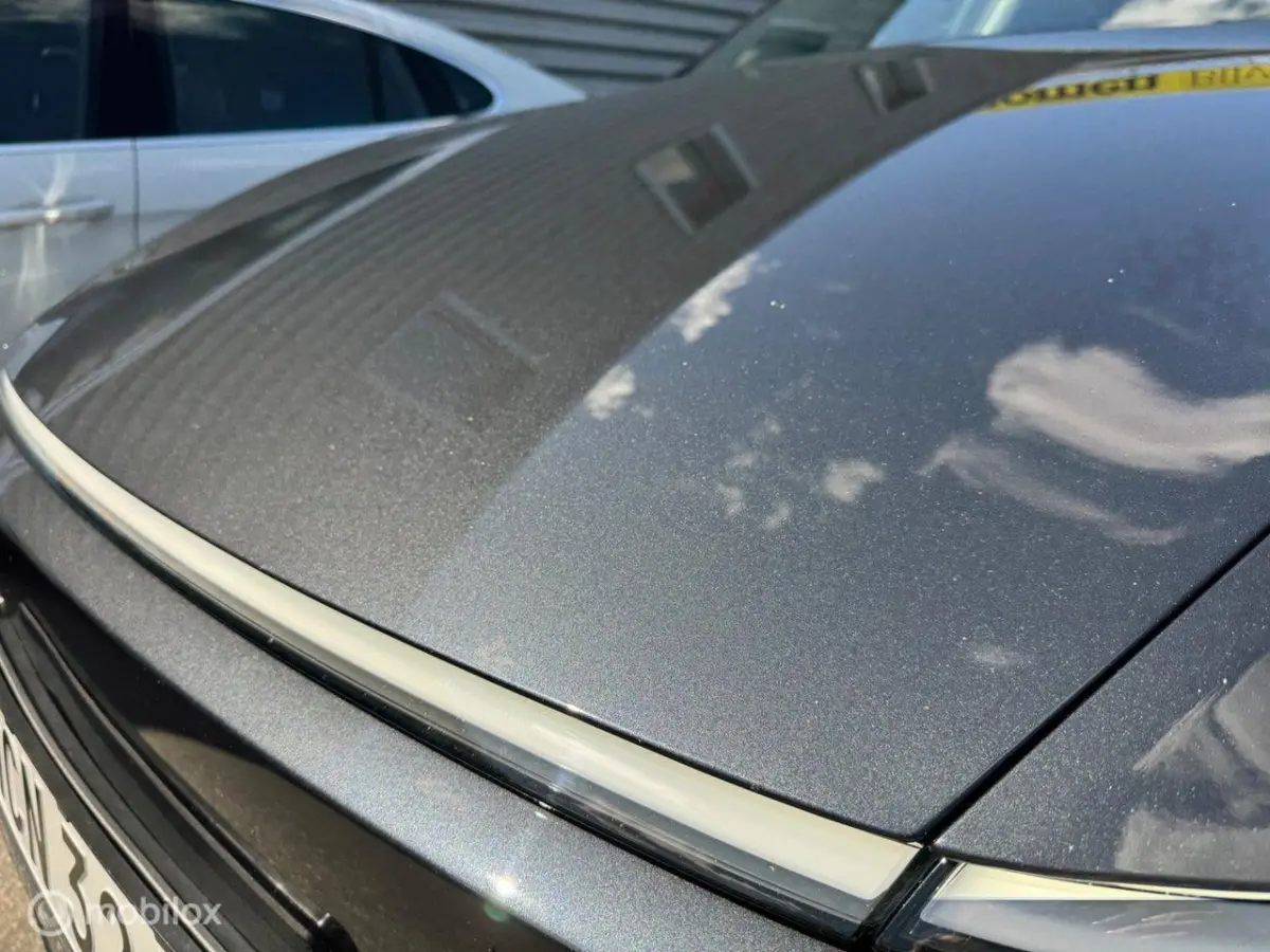 Premium Long Range AWD 75 kWh, trekh, winterb