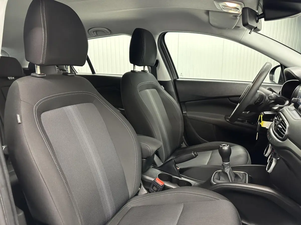 1.0 Life CRUISE CLIMA LM NAVI CARPLAY