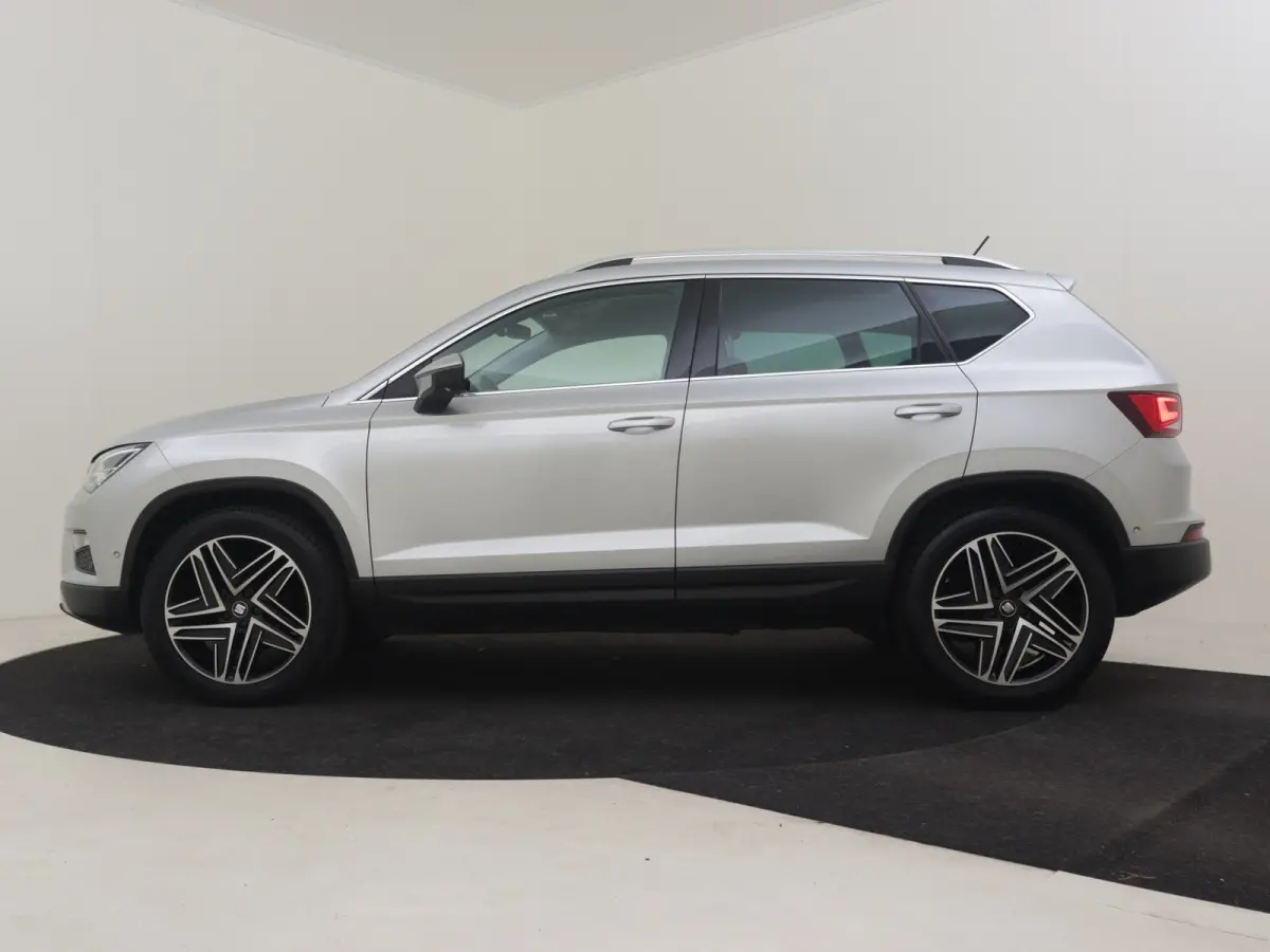 1.4 EcoTSI Style 150PK | Trekhaak | Apple Carplay Android Auto | Keyless | Parkeersensoren Voor/Achter | Navi | Stoel verw | Parkeer assistent | Climate Control | 19"LMV