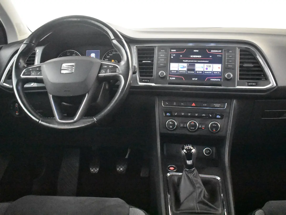 1.4 EcoTSI Style 150PK | Trekhaak | Apple Carplay Android Auto | Keyless | Parkeersensoren Voor/Achter | Navi | Stoel verw | Parkeer assistent | Climate Control | 19"LMV