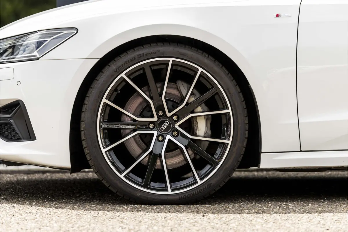 50 TFSI e quattro Pro Line S | Elektrisch glazen panorama-dak |