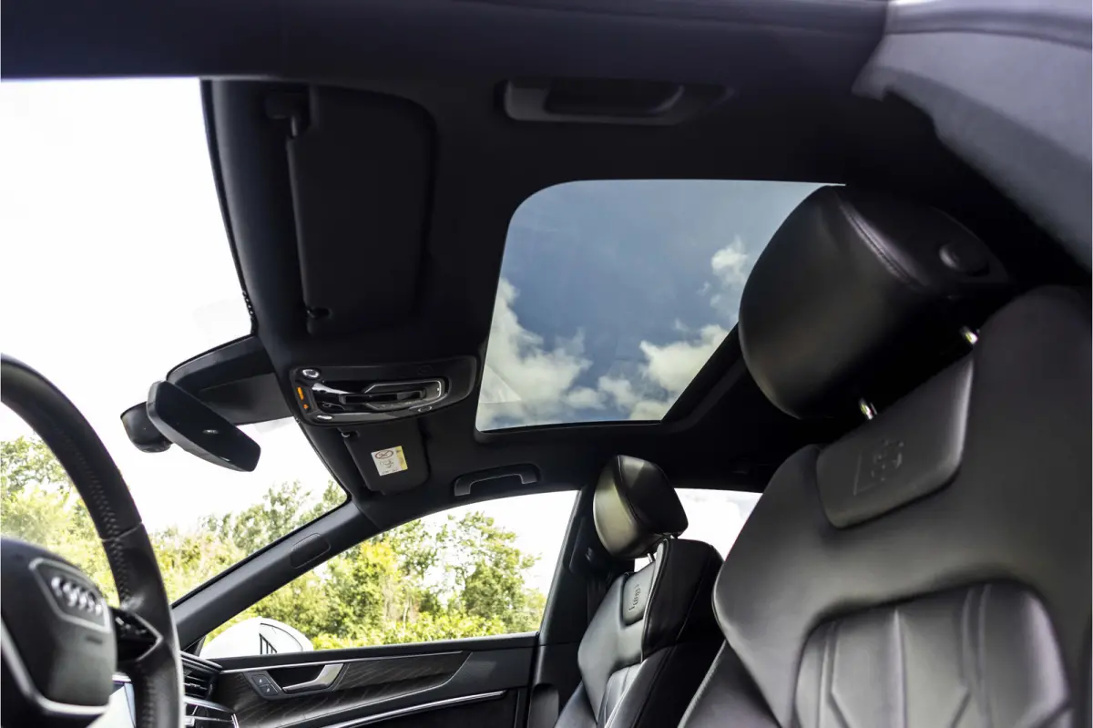 50 TFSI e quattro Pro Line S | Elektrisch glazen panorama-dak |