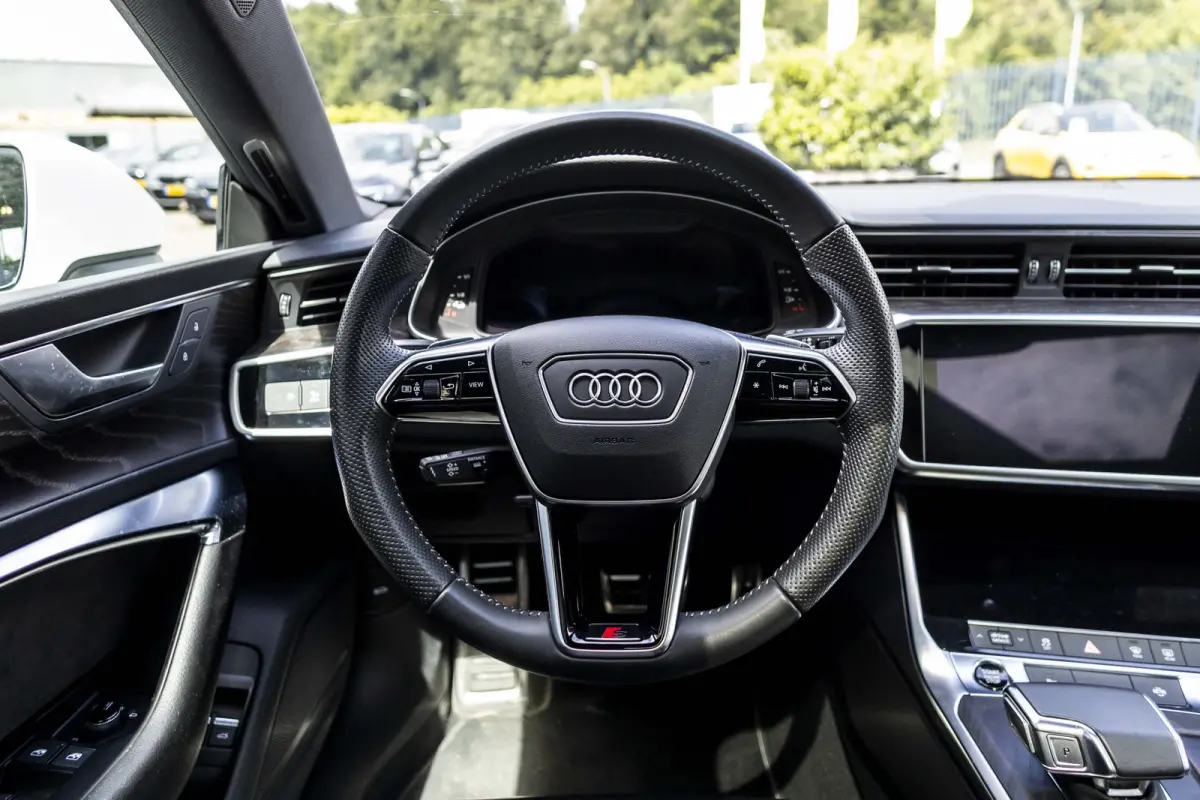 50 TFSI e quattro Pro Line S | Elektrisch glazen panorama-dak |