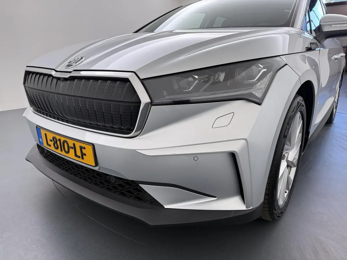 60 First Edition | SOH 92,8% | Adaptieve Cruise Control | Stoel- & Stuurverwarming |