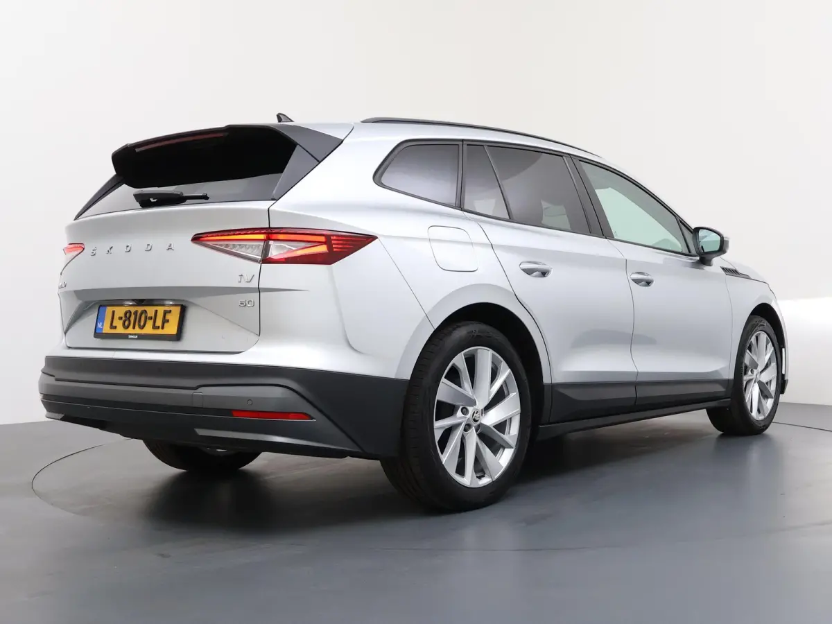 60 First Edition | SOH 92,8% | Adaptieve Cruise Control | Stoel- & Stuurverwarming |