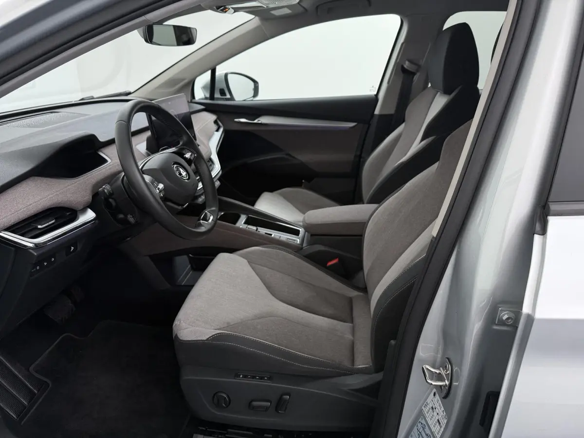 60 First Edition | SOH 92,8% | Adaptieve Cruise Control | Stoel- & Stuurverwarming |