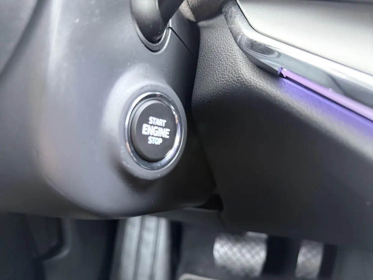 60 First Edition | SOH 92,8% | Adaptieve Cruise Control | Stoel- & Stuurverwarming |