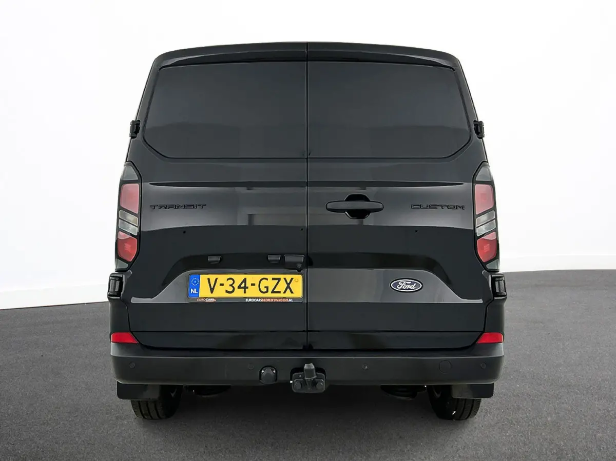 300 2.0 TDCI L2H1 Trend Nieuw Model Navigatie Cruise Camera Parkeersensoren Trekhaak