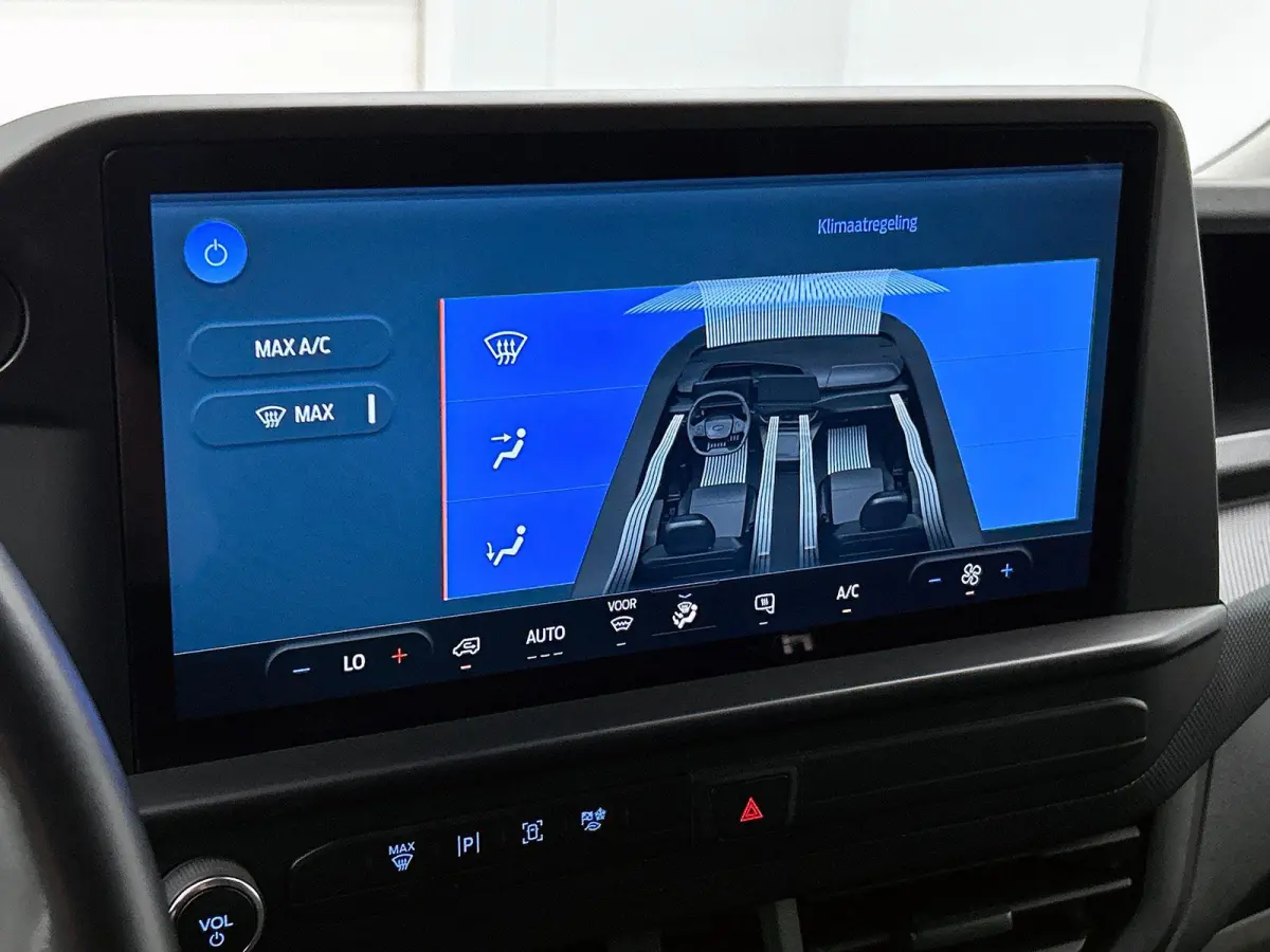 300 2.0 TDCI L2H1 Trend Nieuw Model Navigatie Cruise Camera Parkeersensoren Trekhaak