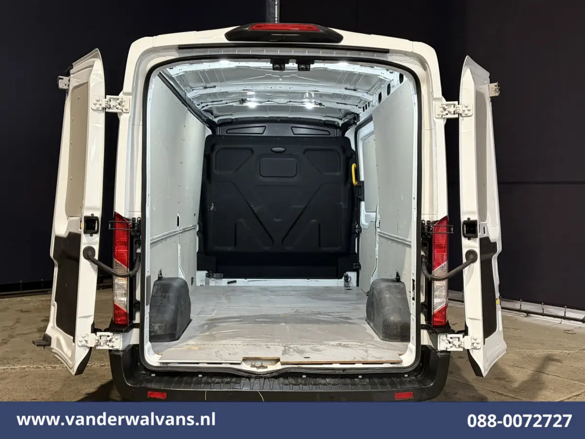 2.0 TDCI 131pk L3H2 Euro6 Airco | Camera | Cruisecontrol | Verwarmde Voorruit 270 Graden Achterdeuren, Parkeersensoren, Bijrijdersbank