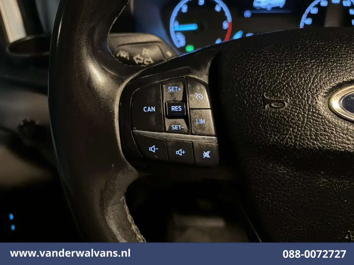 2.0 TDCI 131pk L3H2 Euro6 Airco | Camera | Cruisecontrol | Verwarmde Voorruit 270 Graden Achterdeuren, Parkeersensoren, Bijrijdersbank