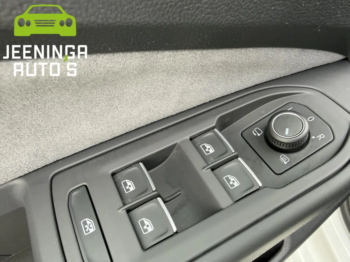 1.5 eTSI R-Line Business|ACC|Camera|AppleCarPlay|Stuurverwarming|ElekTrekhaak