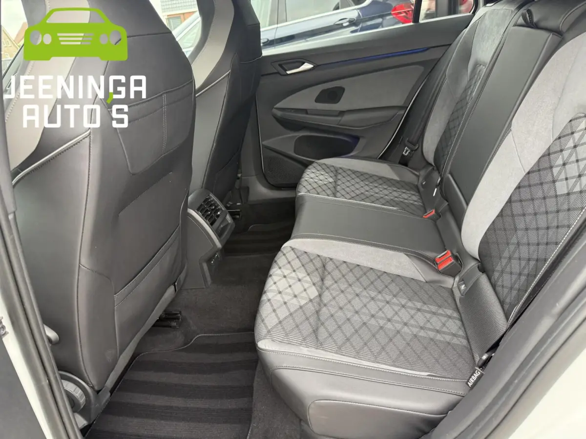1.5 eTSI R-Line Business|ACC|Camera|AppleCarPlay|Stuurverwarming|ElekTrekhaak
