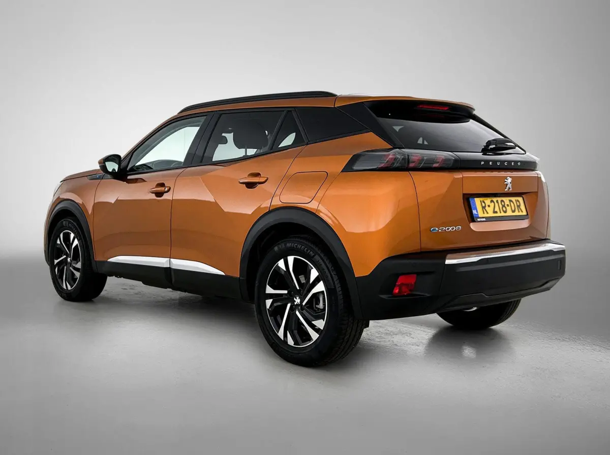 EV Allure 50 kWh | Automaat | Accu 91% | Climate control | Camera | Parkeersensoren | Cruise control | Apple carplay | Android auto | Lane assist | Lichtmetalen velgen |