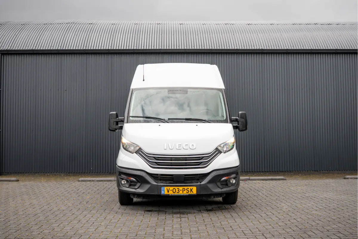 35S18 175 PK 3.0 Liter! | Automaat | 3.500 KG trekgewicht | Camera | Cruise | Airco | Trekhaak | 3-Zits
