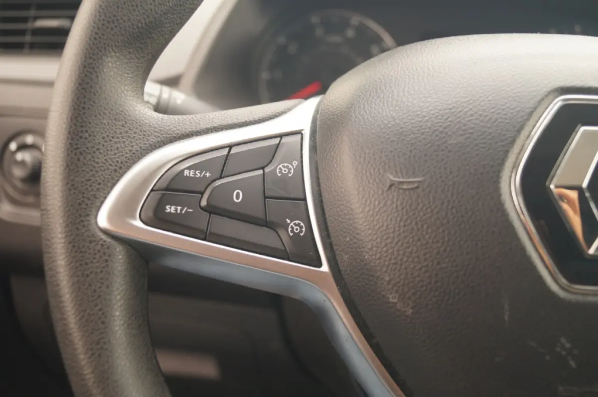 1.5 dCi 75pk Comfort -NAVI-AIRCO-TRAKHAAK-PDC-