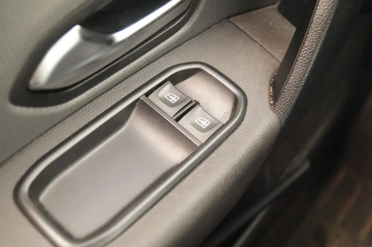 1.5 dCi 75pk Comfort -NAVI-AIRCO-TRAKHAAK-PDC-