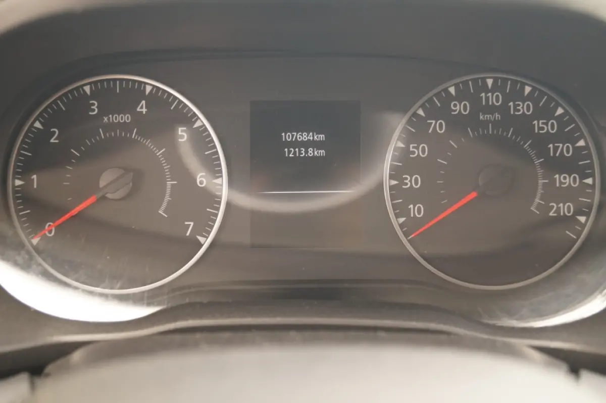 1.5 dCi 75pk Comfort -NAVI-AIRCO-TRAKHAAK-PDC-