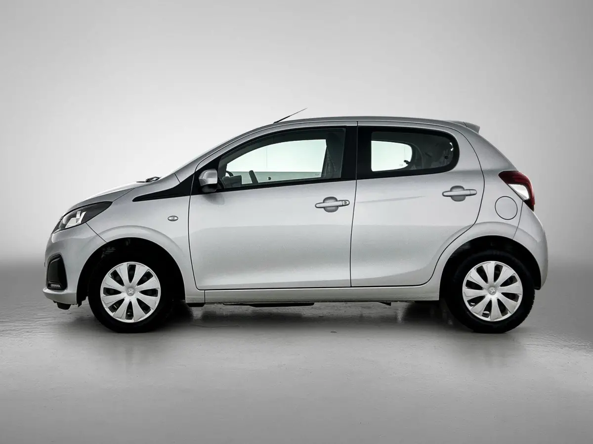 Active 1.0 e-VTi 72pk | Lage kilometerstand | Airco | Elektrische ramen | Centrale portiervergrendeling | DAB+ radio | Bluetooth | Radio/MP3 speler met stuurbediening | Zuinig en voordelig a