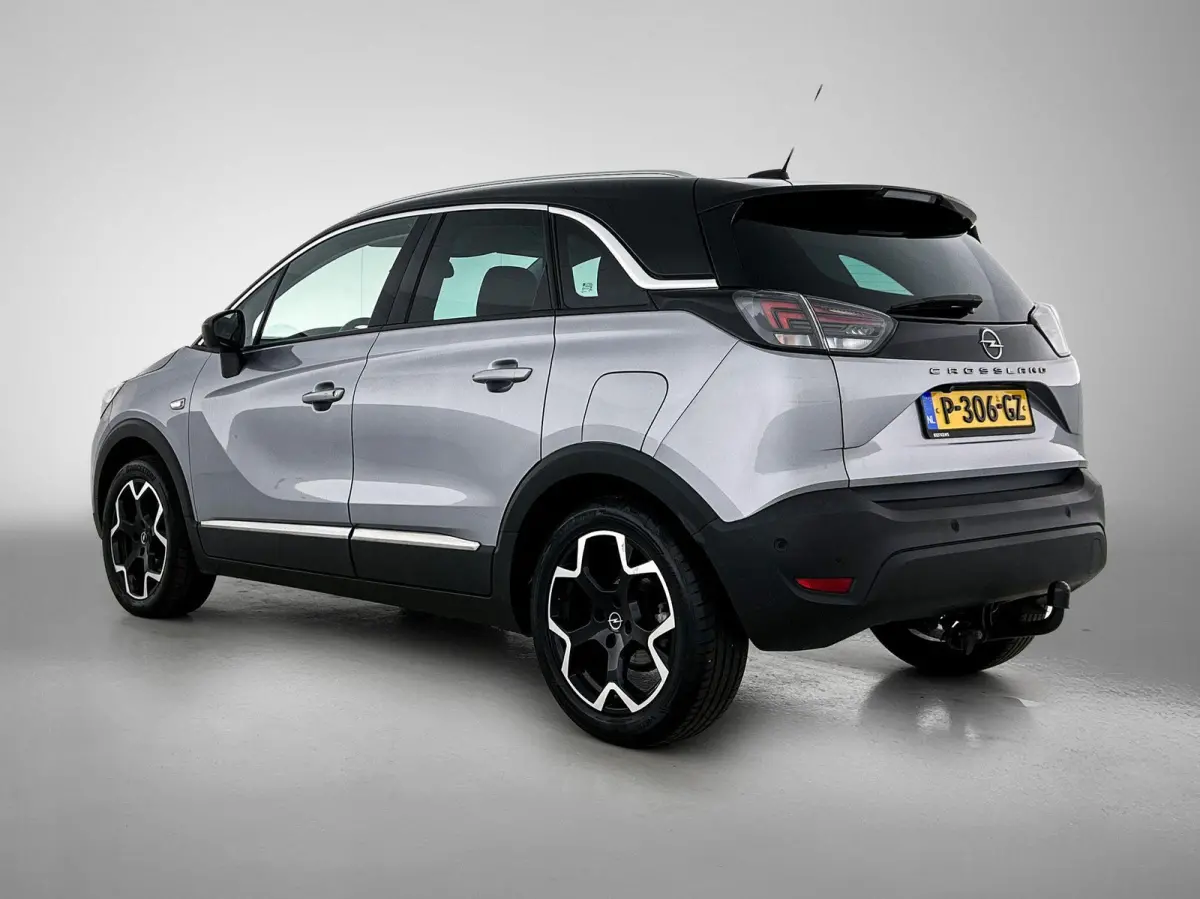 1.2 Turbo Ultimate 130pk Automaat | Trekhaak | Camera | Stuur/Stoelverwarming | Navigatie | Keyless | Apple Carplay/ Android Auto | Dodehoek Detectie | Climate Control