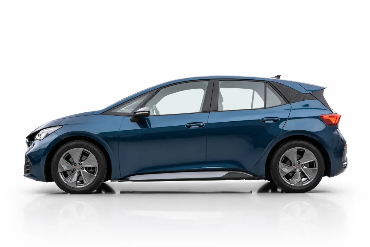 Business One 62 kWh SOH 91,6% | CAMERA | ACC | SFEERVERLICHTING | NAP | APPLE CARPLAY | ANDROID AUTO