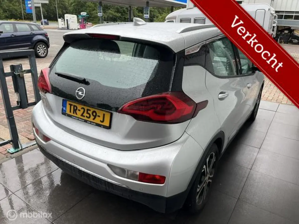 Business executive 60 kWh nieuwe accu onder garantie