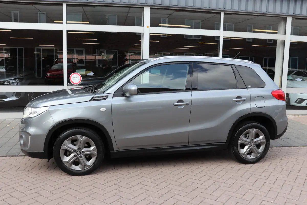 1.6 Exclusive Automaat. Eerste eigenaar, dealeronderhouden.