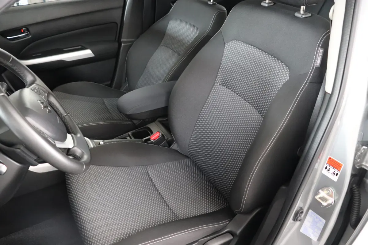 1.6 Exclusive Automaat. Eerste eigenaar, dealeronderhouden.