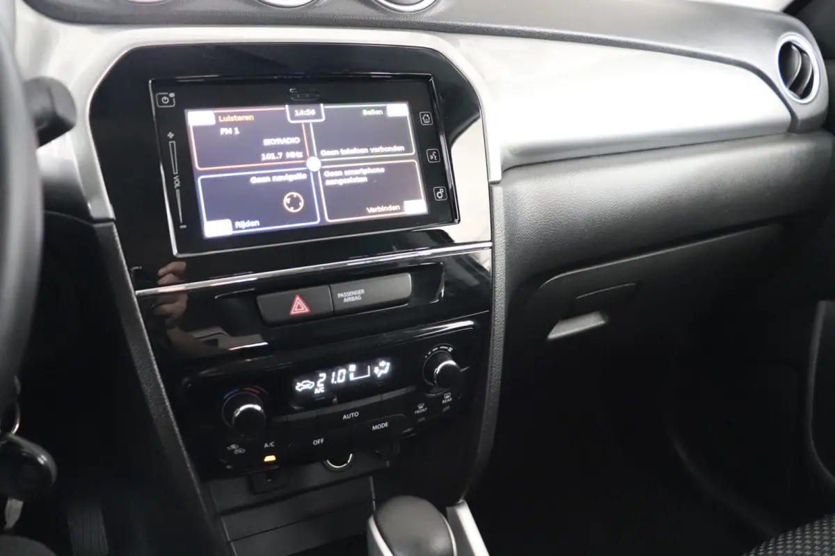 1.6 Exclusive Automaat. Eerste eigenaar, dealeronderhouden.