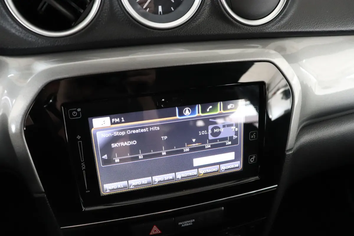 1.6 Exclusive Automaat. Eerste eigenaar, dealeronderhouden.