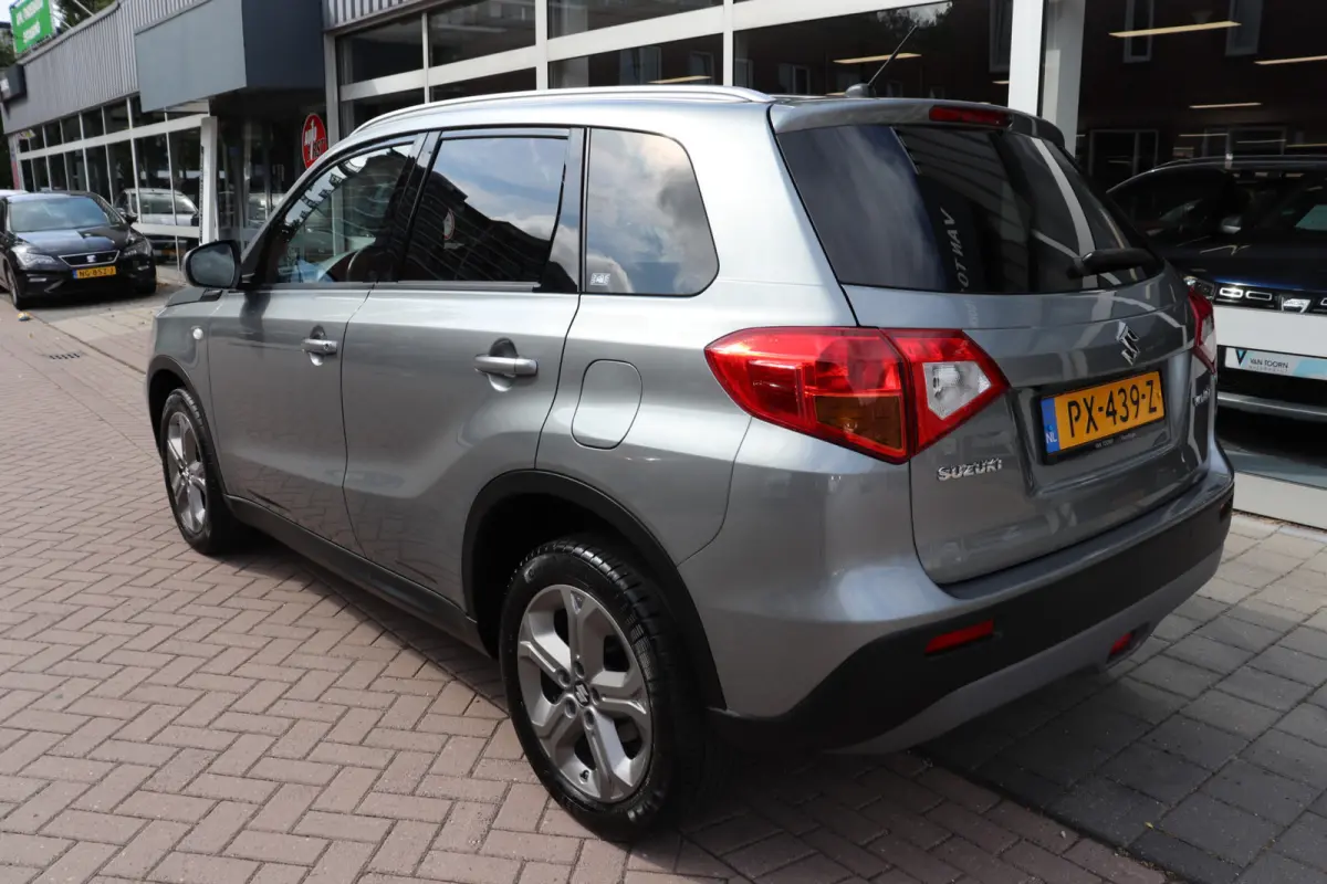 1.6 Exclusive Automaat. Eerste eigenaar, dealeronderhouden.