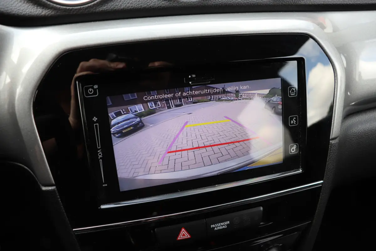 1.6 Exclusive Automaat. Eerste eigenaar, dealeronderhouden.