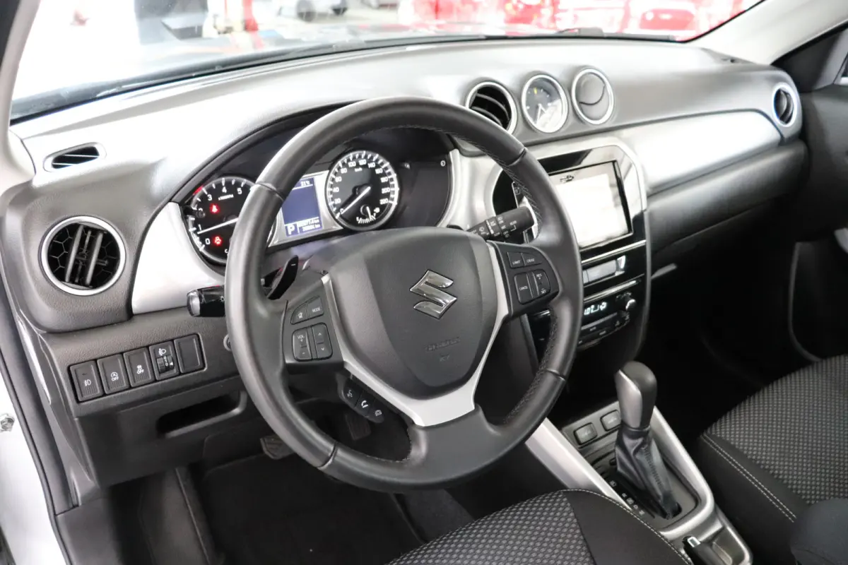 1.6 Exclusive Automaat. Eerste eigenaar, dealeronderhouden.